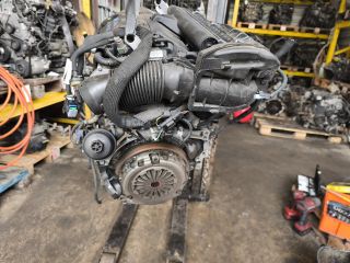 bontott PEUGEOT 207 Komplett Motor (Segédberendezésekkel)