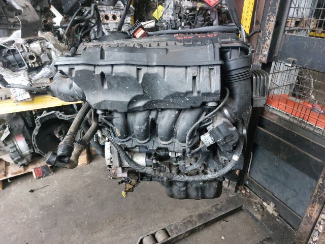 bontott PEUGEOT 207 Komplett Motor (Segédberendezésekkel)