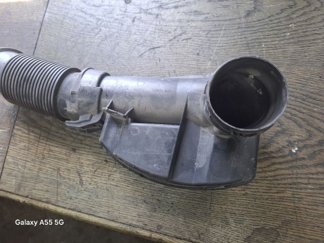 bontott PEUGEOT 207 Légbeömlő Cső