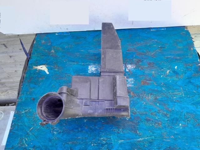 bontott PEUGEOT 207 Légszűrő Ház