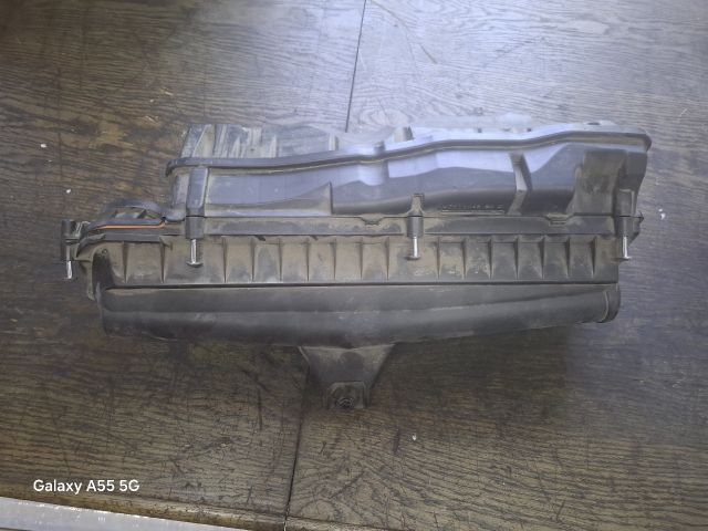 bontott PEUGEOT 207 Légszűrő Ház