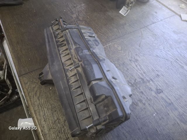 bontott PEUGEOT 207 Légszűrő Ház