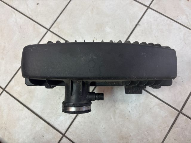 bontott PEUGEOT 207 Légszűrő Ház