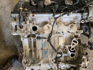 bontott PEUGEOT 207 Motor (Fűzött blokk hengerfejjel)