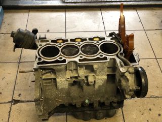 bontott PEUGEOT 207 Motorblokk (Fűzött)