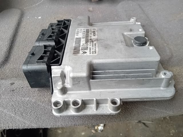 bontott PEUGEOT 207 Motorvezérlő