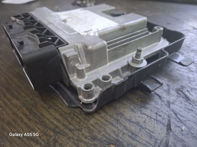 bontott PEUGEOT 207 Motorvezérlő