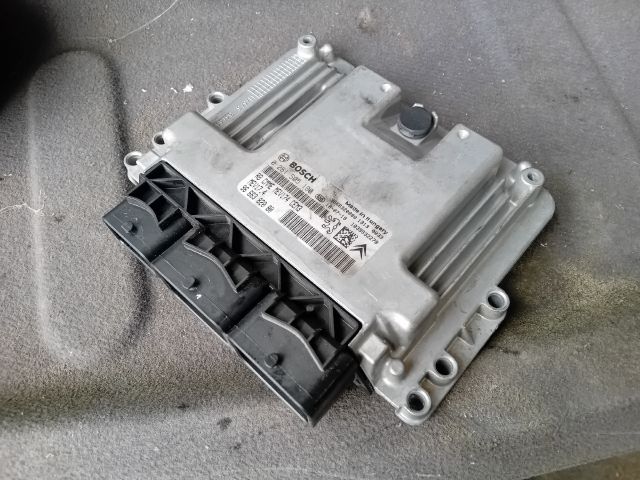 bontott PEUGEOT 207 Motorvezérlő