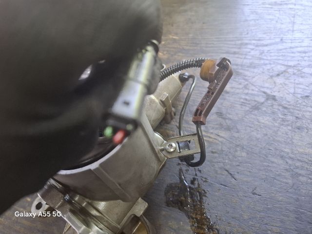 bontott PEUGEOT 207 Olajszivattyú