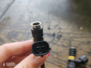 bontott PEUGEOT 207 Porlasztó Sor / Híd