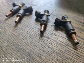 bontott PEUGEOT 207 Porlasztó Sor / Híd