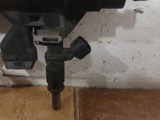 bontott PEUGEOT 207 Porlasztó Sor / Híd