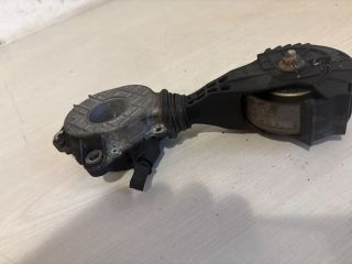bontott PEUGEOT 207 Szíjfeszítő Görgő