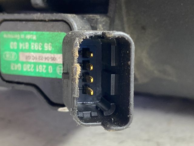 bontott PEUGEOT 207 Szívósor