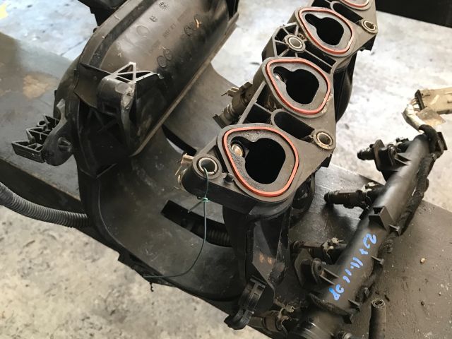 bontott PEUGEOT 207 Szívósor