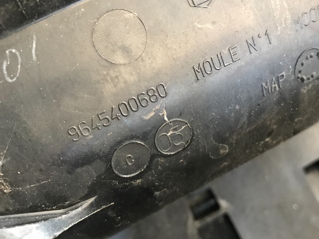 bontott PEUGEOT 207 Szívósor