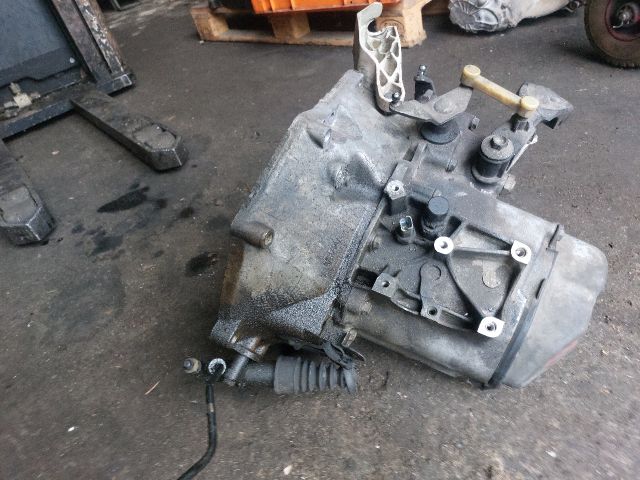 bontott PEUGEOT 207 Váltó (Mechanikus)