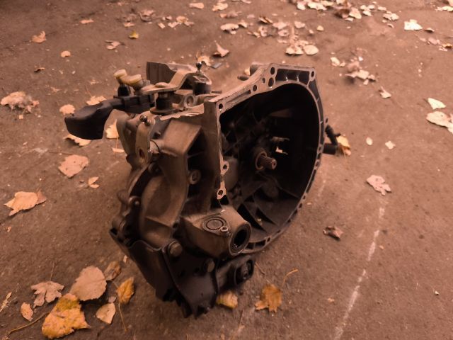 bontott PEUGEOT 207 Váltó (Mechanikus)