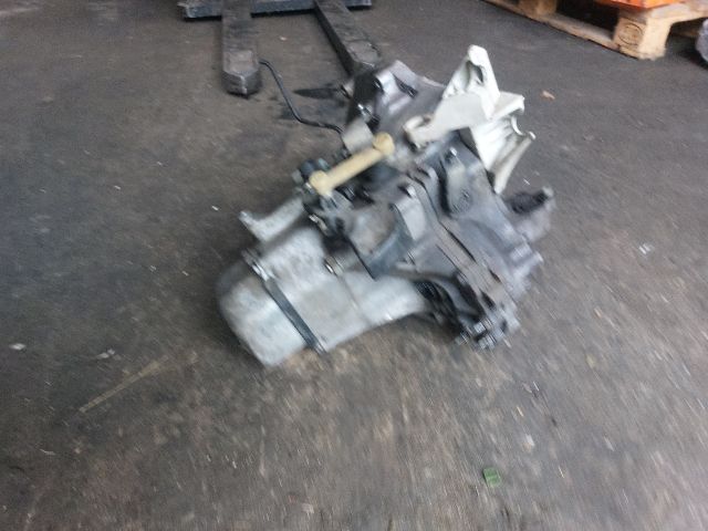 bontott PEUGEOT 207 Váltó (Mechanikus)