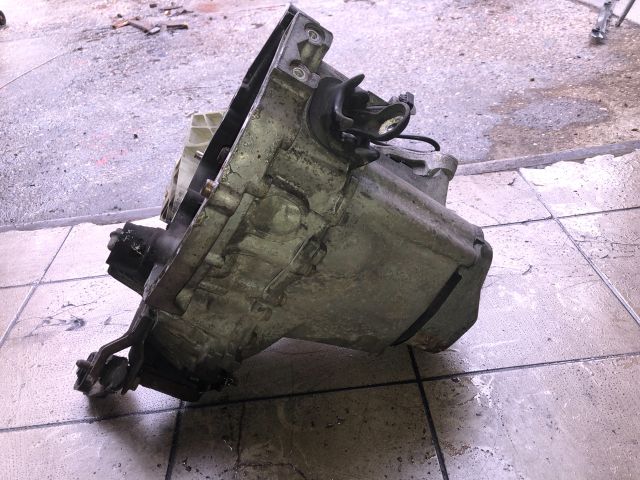 bontott PEUGEOT 207 Váltó (Mechanikus)