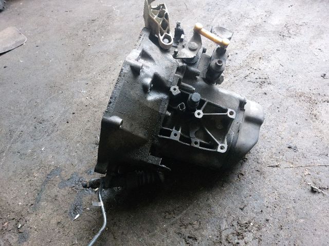 bontott PEUGEOT 207 Váltó (Mechanikus)