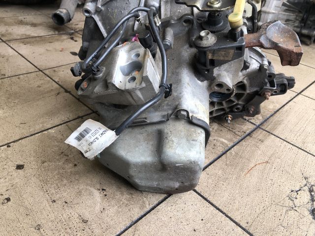 bontott PEUGEOT 207 Váltó (Mechanikus)