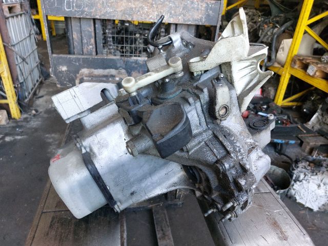 bontott PEUGEOT 207 Váltó (Mechanikus)