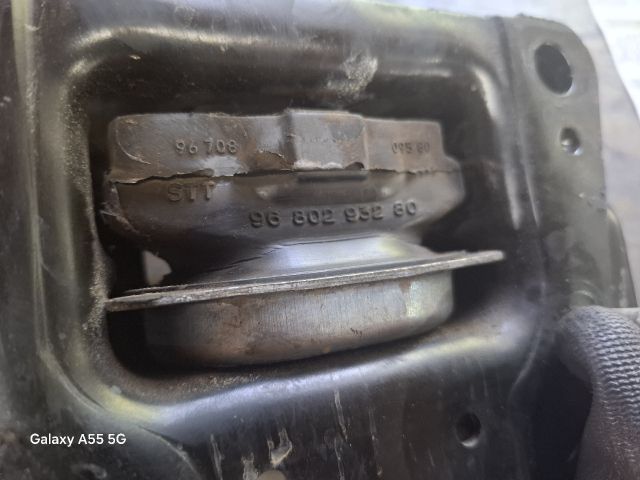 bontott PEUGEOT 207 Váltó Tartó Bak (Pozíciófüggetlen)