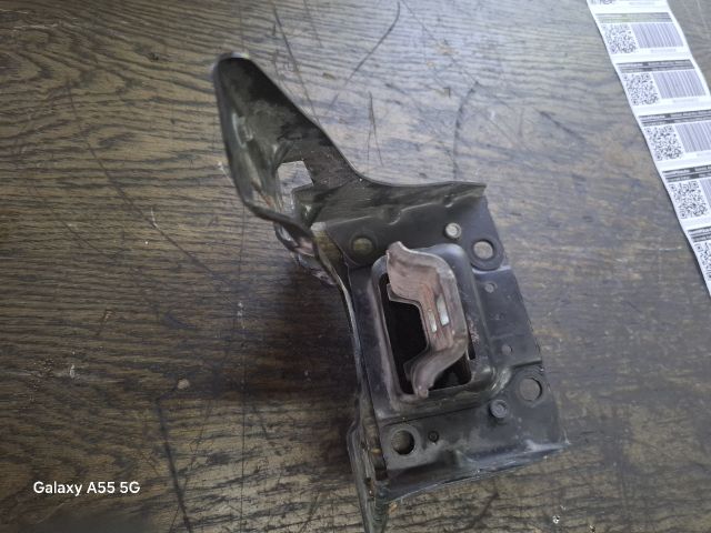 bontott PEUGEOT 207 Váltó Tartó Bak (Pozíciófüggetlen)