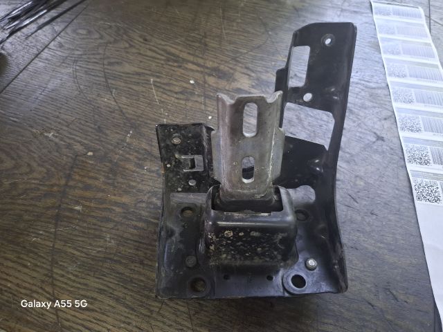 bontott PEUGEOT 207 Váltó Tartó Bak (Pozíciófüggetlen)