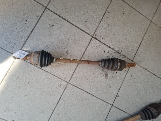 bontott PEUGEOT 207 Bal Féltengely