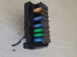 bontott PEUGEOT 207 Biztosítéktábla Motortér