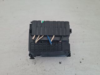 bontott PEUGEOT 207 Biztosítéktábla Motortér