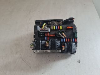 bontott PEUGEOT 207 Biztosítéktábla Motortér