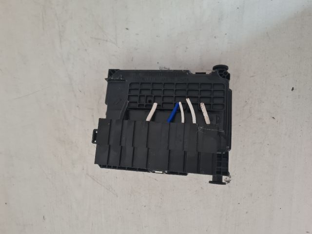 bontott PEUGEOT 207 Biztosítéktábla Motortér