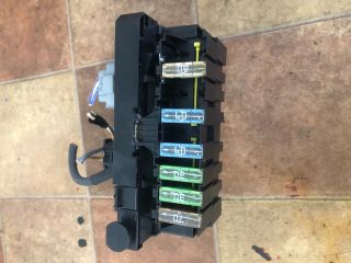 bontott PEUGEOT 207 Biztosítéktábla Motortér