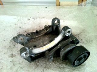 bontott PEUGEOT 207 Generátor Tartó Bak