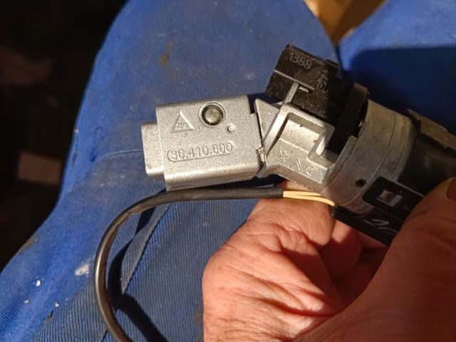 bontott PEUGEOT 207 Gyújtáskapcsoló