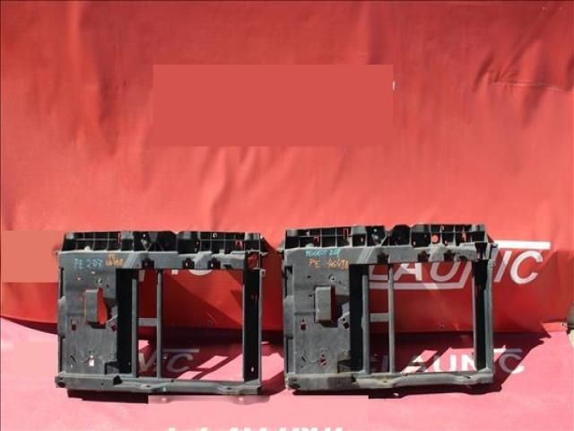 bontott PEUGEOT 207 Homlokfal (Üres lemez)