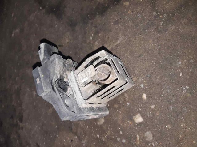 bontott PEUGEOT 207 Hűtőventilátor Relé