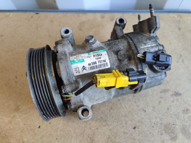 bontott PEUGEOT 207 Klímakompresszor