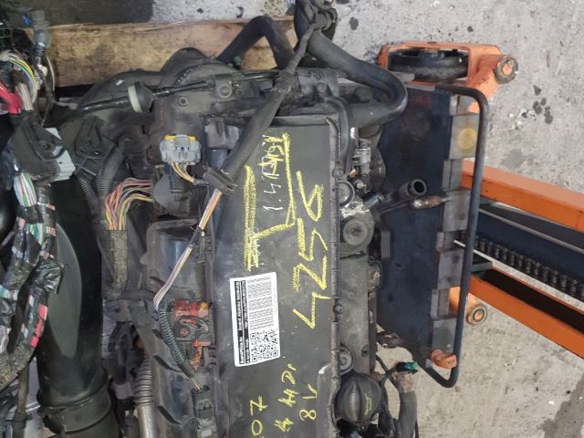 bontott PEUGEOT 207 Komplett Motor (Segédberendezésekkel)