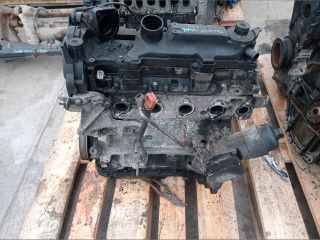 bontott PEUGEOT 207 Motor (Fűzött blokk hengerfejjel)