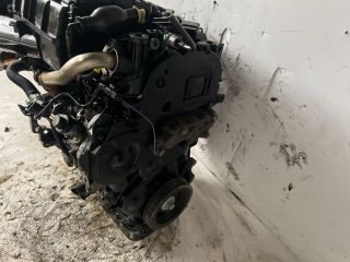 bontott PEUGEOT 207 Motor (Fűzött blokk hengerfejjel)