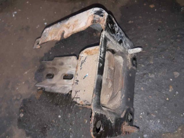 bontott PEUGEOT 207 Váltó Tartó Bak (Pozíciófüggetlen)