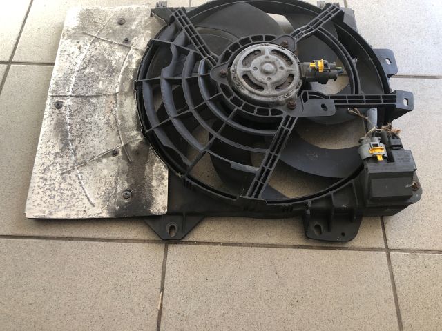 bontott PEUGEOT 207 Hűtőventilátor