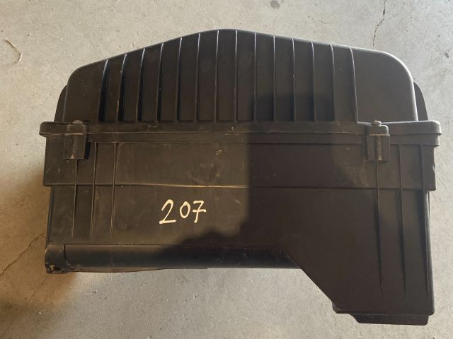 bontott PEUGEOT 207 Légszűrő Ház