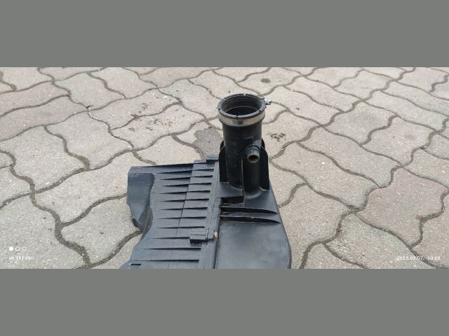 bontott PEUGEOT 207 Légszűrő Ház