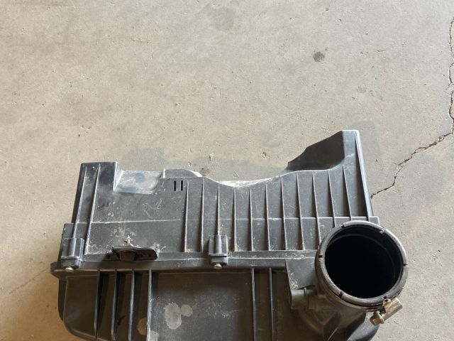 bontott PEUGEOT 207 Légszűrő Ház