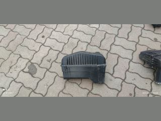 bontott PEUGEOT 207 Légszűrő Ház